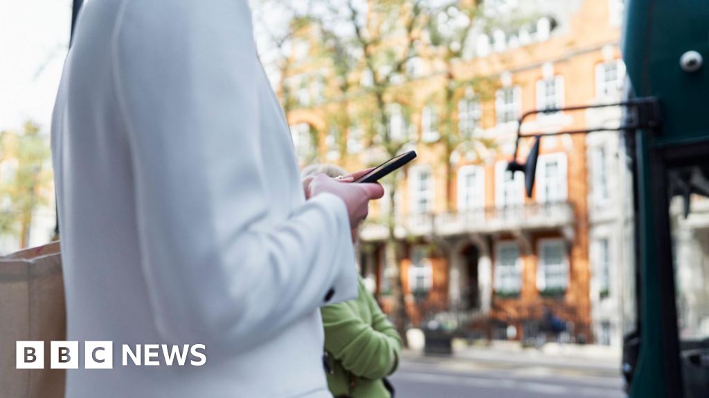 MPs Claim Tech Leaders Could Prevent Mobile Phone Theft – Mirror Brief